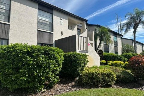 Condo in Clearwater, Florida, 2 bedrooms  № 2388716 - photo 2