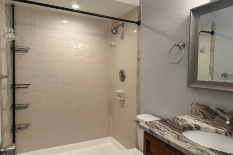 Condo in Clearwater, Florida, 2 bedrooms  № 2388716 - photo 11
