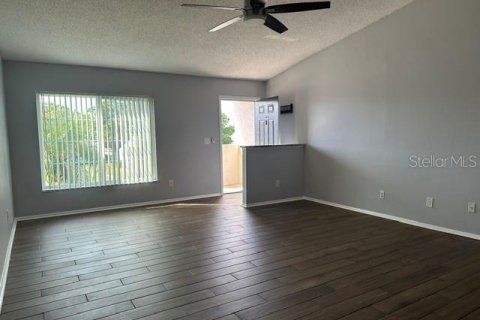 Condo in Clearwater, Florida, 2 bedrooms  № 2388716 - photo 4