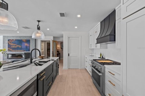 Condo in Clearwater, Florida, 2 bedrooms  № 1581166 - photo 13
