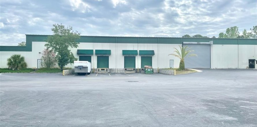 Immobilier commercial à Groveland, Floride 3379.32 m2 № 1354462