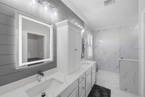 Villa ou maison à vendre à Bradenton, Floride: 4 chambres, 210.7 m2 № 2430588 - photo 27