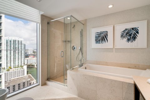 Condominio en alquiler en Miami, Florida, 2 dormitorios, 94.02 m2 № 2009853 - foto 8