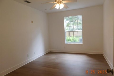 Condominio en alquiler en Orlando, Florida, 3 dormitorios, 130.81 m2 № 1904445 - foto 18