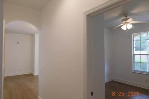 Condominio en alquiler en Orlando, Florida, 3 dormitorios, 130.81 m2 № 1904445 - foto 13