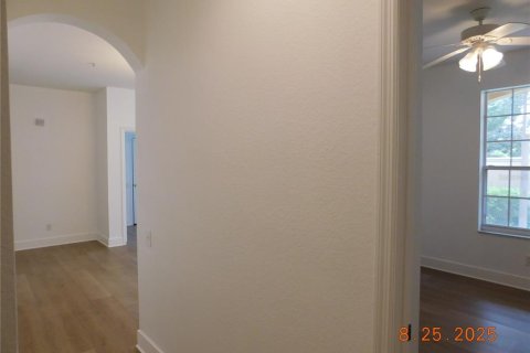 Condominio en alquiler en Orlando, Florida, 3 dormitorios, 130.81 m2 № 1904445 - foto 10