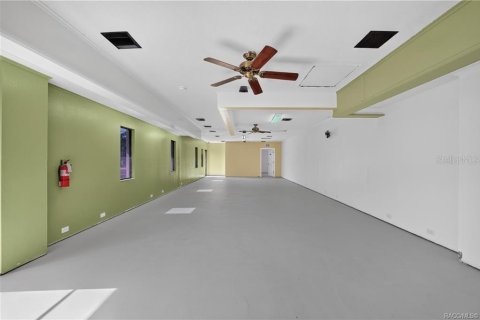 Immobilier commercial à vendre à Silver Springs Shores, Floride: 237.09 m2 № 2207036 - photo 29