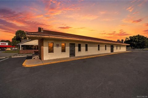 Immobilier commercial à vendre à Silver Springs Shores, Floride: 237.09 m2 № 2207036 - photo 3