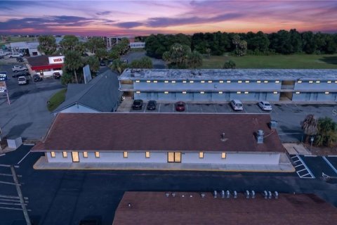 Immobilier commercial à vendre à Silver Springs Shores, Floride: 237.09 m2 № 2207036 - photo 8