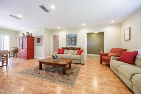 Villa ou maison à vendre à Gainesville, Floride: 4 chambres, 157.75 m2 № 1899440 - photo 10