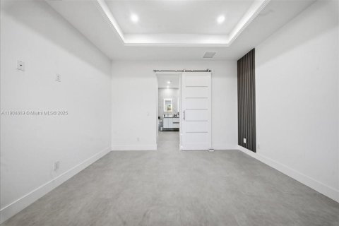 Villa ou maison à vendre à Lehigh Acres, Floride: 1 pièce № 1972735 - photo 13