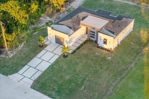 Villa ou maison à vendre à Lehigh Acres, Floride: 1 pièce № 1972735 - photo 29