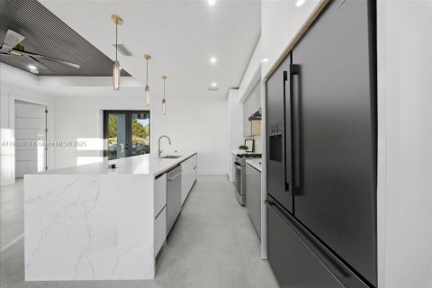 Villa ou maison à vendre à Lehigh Acres, Floride: 1 pièce № 1972735 - photo 6