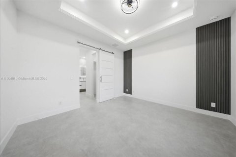 Villa ou maison à vendre à Lehigh Acres, Floride: 1 pièce № 1972735 - photo 11