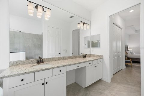 Villa ou maison à vendre à Lakewood Ranch, Floride: 3 chambres, 186.36 m2 № 2395597 - photo 25