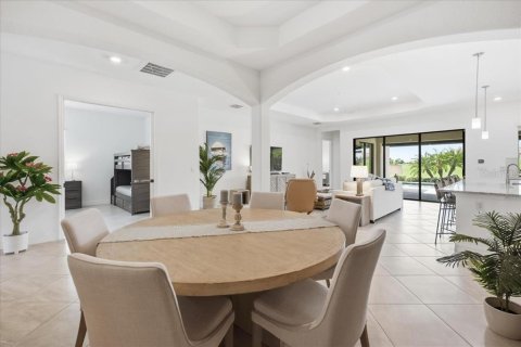 Villa ou maison à vendre à Lakewood Ranch, Floride: 3 chambres, 186.36 m2 № 2395597 - photo 10