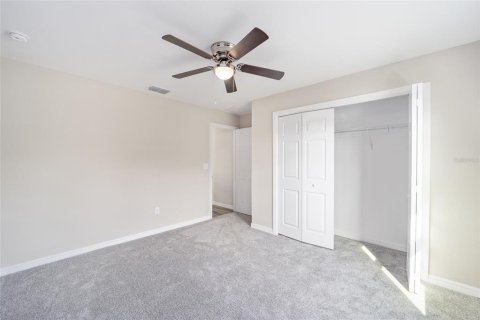 House in Ocala, Florida 3 bedrooms, 155.24 sq.m. № 2211320 - photo 8