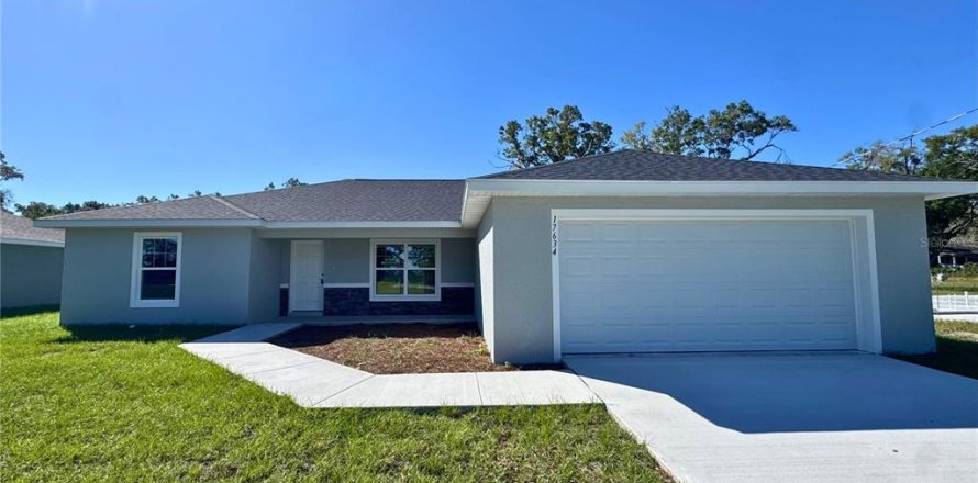 House in Ocala, Florida 3 bedrooms, 155.24 sq.m. № 2211320