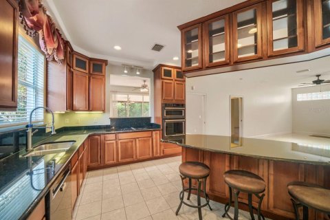 House in Sanford, Florida 4 bedrooms, 262.73 sq.m. № 2195682 - photo 8