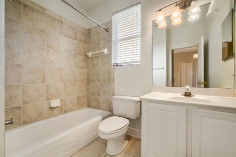 House in Sanford, Florida 4 bedrooms, 262.73 sq.m. № 2195682 - photo 22