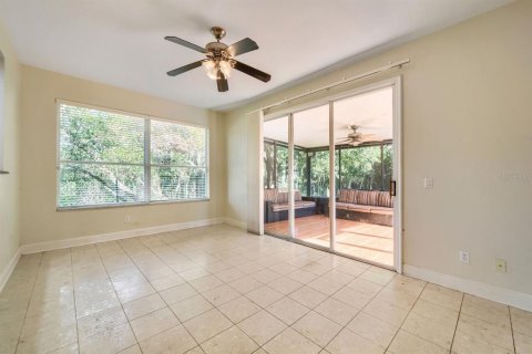 House in Sanford, Florida 4 bedrooms, 262.73 sq.m. № 2195682 - photo 12