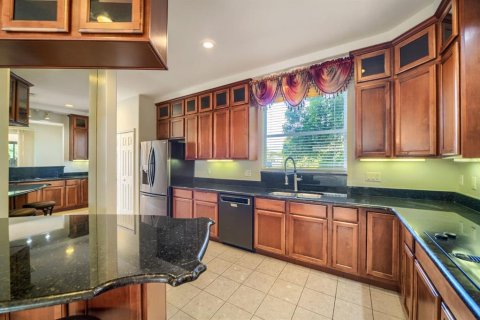 House in Sanford, Florida 4 bedrooms, 262.73 sq.m. № 2195682 - photo 9