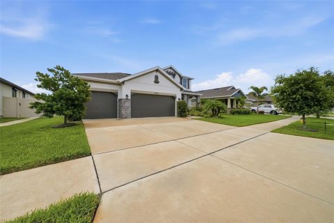 Villa ou maison à vendre à Riverview, Floride: 5 chambres, 300.17 m2 № 2407062 - photo 4