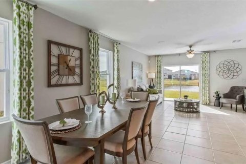 House in Wimauma, Florida 5 bedrooms, 227.33 sq.m. № 1771829 - photo 6