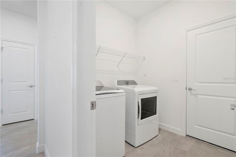 Villa ou maison à louer à Punta Gorda, Floride: 4 chambres, 179.58 m2 № 2167136 - photo 8