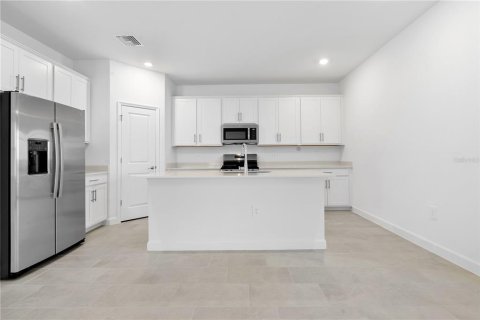 Villa ou maison à louer à Punta Gorda, Floride: 4 chambres, 179.58 m2 № 2167136 - photo 13