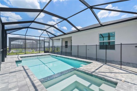 Villa ou maison à Punta Gorda, Floride 4 chambres, 179.58 m2 № 2167136