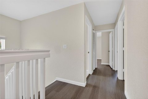 Villa ou maison à louer à Miramar, Floride: 4 chambres, 209.96 m2 № 2076505 - photo 21