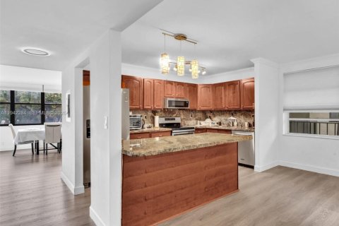 Condo à Aventura, Floride, 3 chambres  № 1999528