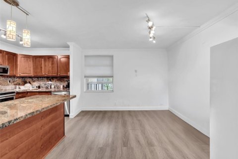 Copropriété à louer à Aventura, Floride: 3 chambres, 128.21 m2 № 1999528 - photo 7