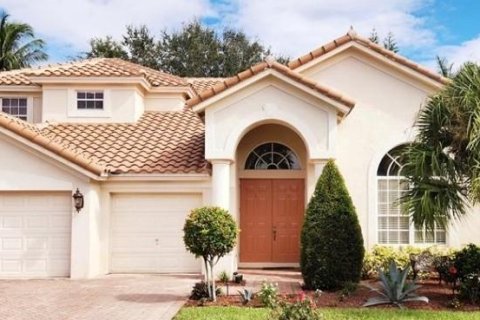 Casa en venta en Boynton Beach, Florida, 5 dormitorios, 343.74 m2 № 1080722 - foto 1