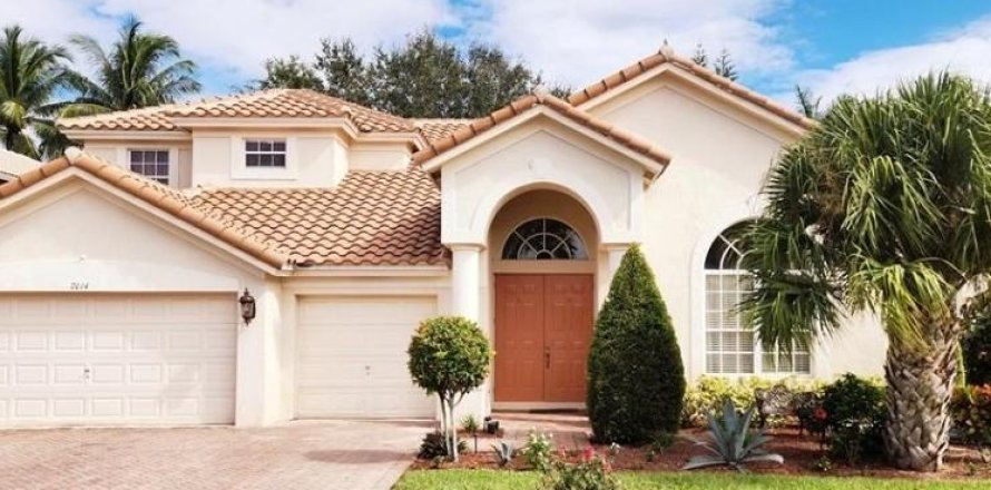 Casa en Boynton Beach, Florida 5 dormitorios, 343.74 m2 № 1080722