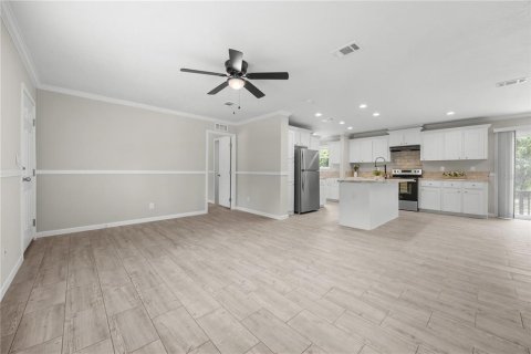 House in Lake City, Florida 3 bedrooms, 118.91 sq.m. № 2393830 - photo 9