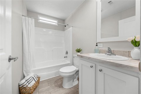 House in Lake City, Florida 3 bedrooms, 118.91 sq.m. № 2393830 - photo 6