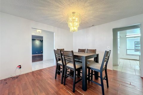Villa ou maison à vendre à Longwood, Floride: 4 chambres, 235.79 m2 № 1721242 - photo 24