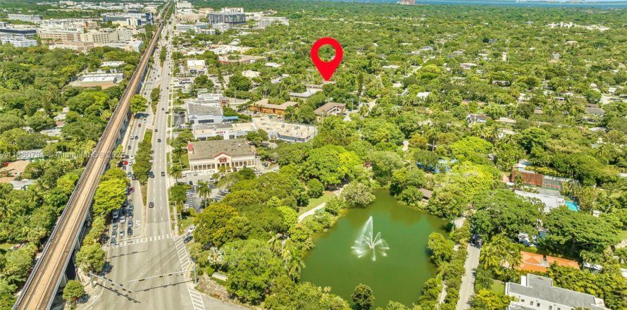 Кондоминиум с 1 спальней в Саут-Майами, Флорида № 1980209