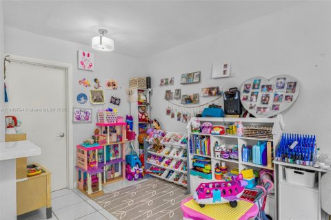 Купить кондоминиум в Саут-Майами, Флорида 1 спальня, 47.38м2, № 1980209 - фото 18