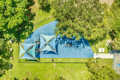 Купить кондоминиум в Саут-Майами, Флорида 1 спальня, 47.38м2, № 1980209 - фото 12