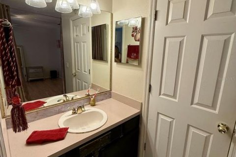 Villa ou maison à louer à Deltona, Floride: 3 chambres, 109.25 m2 № 2383810 - photo 16