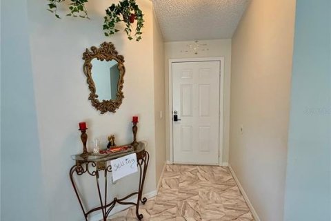 Villa ou maison à louer à Deltona, Floride: 3 chambres, 109.25 m2 № 2383810 - photo 2