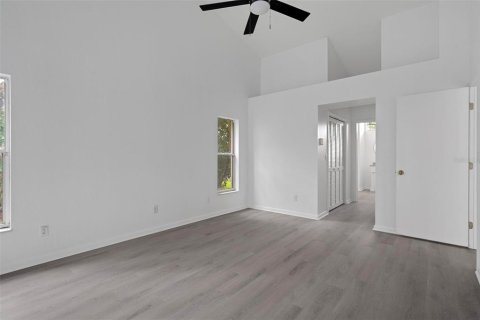 House in Spring Hill, Florida 3 bedrooms, 213.95 sq.m. № 1894712 - photo 25