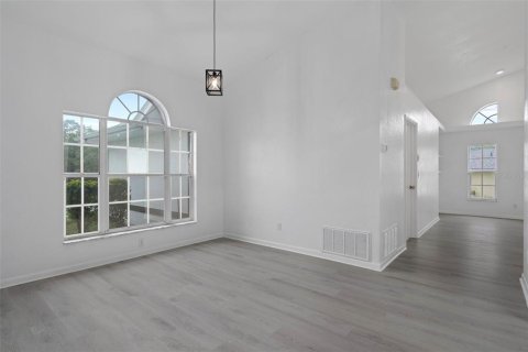 House in Spring Hill, Florida 3 bedrooms, 213.95 sq.m. № 1894712 - photo 12