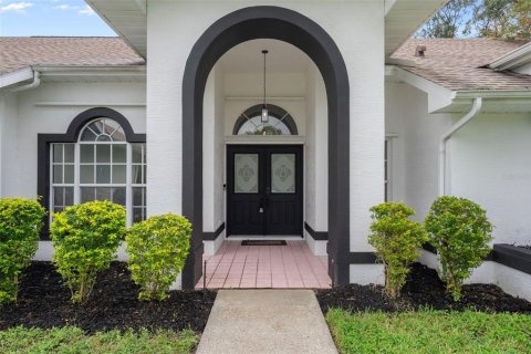 House in Spring Hill, Florida 3 bedrooms, 213.95 sq.m. № 1894712 - photo 5