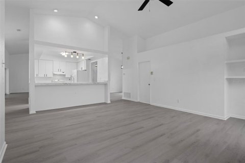 House in Spring Hill, Florida 3 bedrooms, 213.95 sq.m. № 1894712 - photo 21