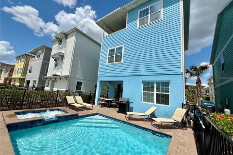 House in Kissimmee, Florida 4 bedrooms, 208.1 sq.m. № 1632202 - photo 12