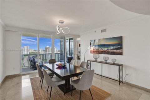 Condo in Sunny Isles Beach, Florida, 3 bedrooms  № 1575364 - photo 20